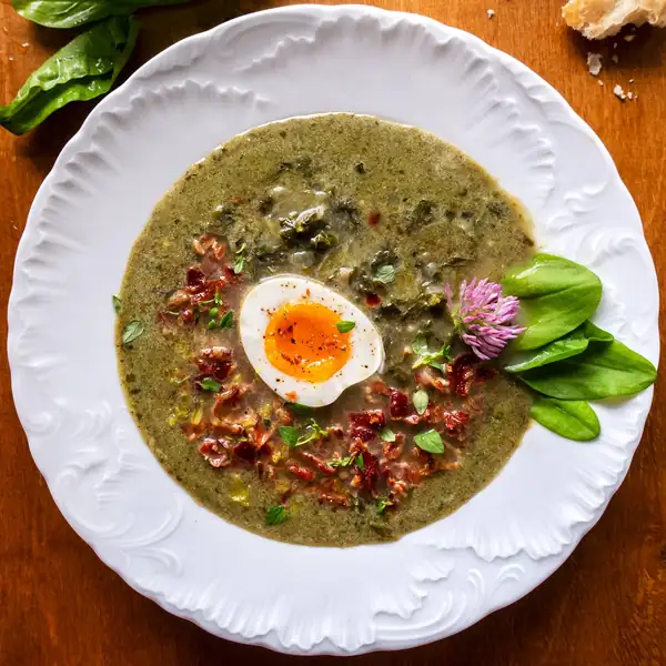 Szczawiowa: Polish Sorrel Soup with Fried Bacon Flakes and Soft-Boiled Egg