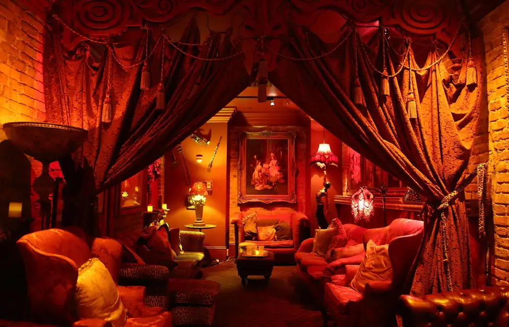 Where to Drink With Ghosts in New Orleans