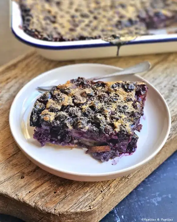Clafoutis de arándanos: suave, fragante y no demasiado dulce
