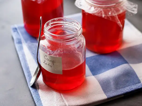 Quince jelly made with a juicer: golden and fragrant, a homemade recipe