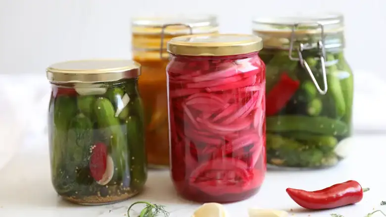 The liquid from pickles can give rice a special touch