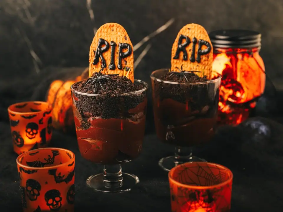 Halloween Chocolate Mousse Cups