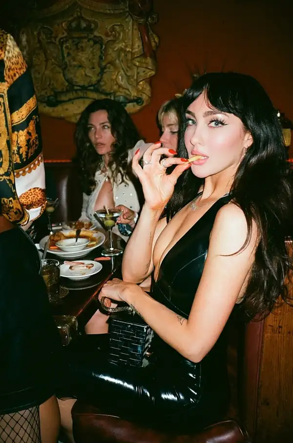 Jumbo’s Dancer Scarlett Kapella’s Perfect Steak Night in Los Angeles
