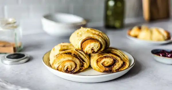 Vegan Franzbrötchen