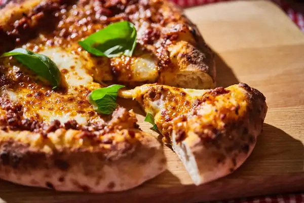 pizza de ragú boloñesa