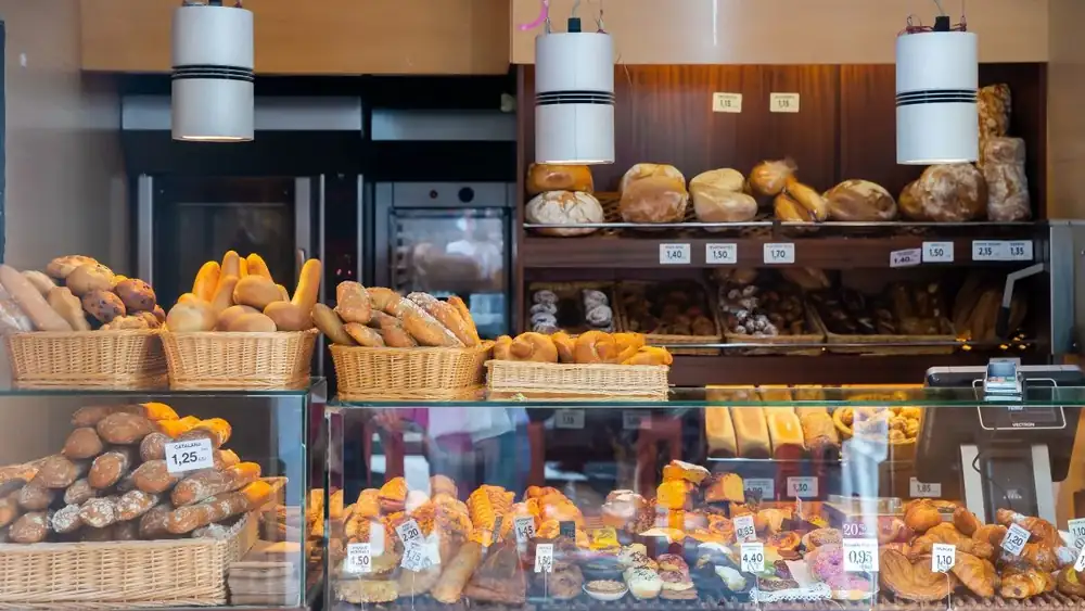 He paid 600 thousand forints for a single cookie at the bakery