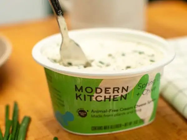 Meet Modern Kitchen: "Uncompromising" Animal-Free Cream Cheese With Real Dairy Ingredients