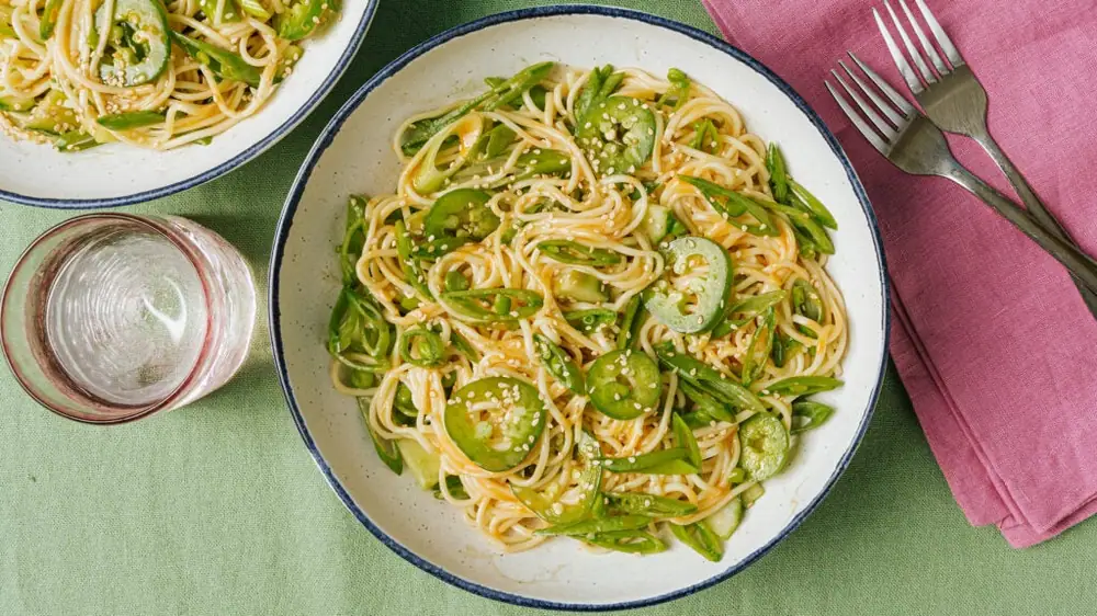 A Noodle Salad That Brings the Green