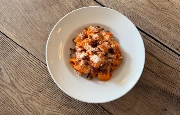 Recipe Mezze maniche with Calabrian carbonara