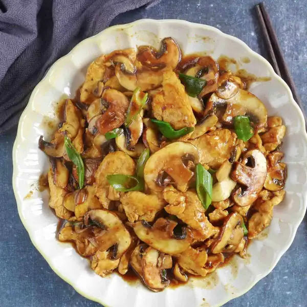 Chicken and Mushroom Stir-Fry