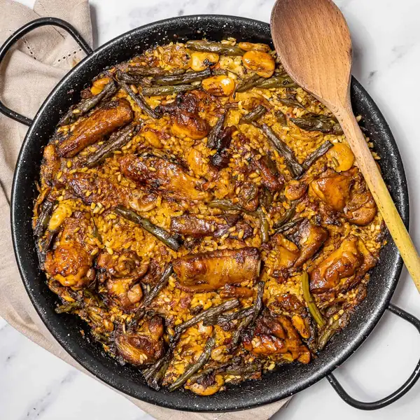 Spanish Paella Recipe (Paella Valenciana)