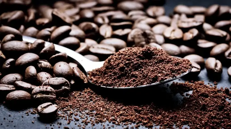 The Tell-Tale Signs You Need To Throw Out Your Ground Coffee