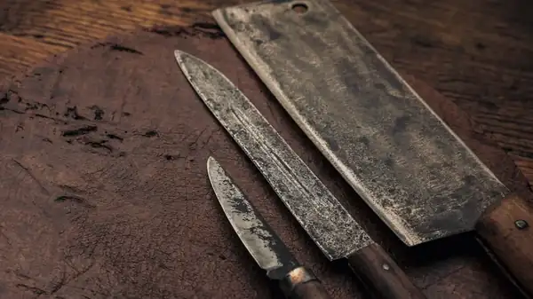 How A Coffee Patina Can Easily Protect Your Knives