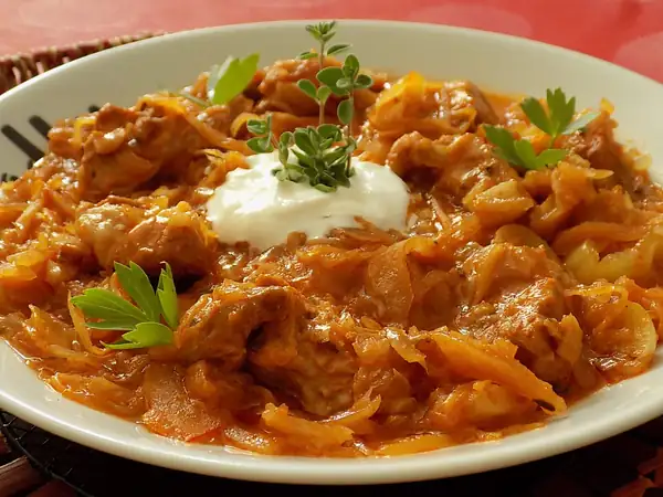 Szeged goulash from the oven with a smoked aroma
