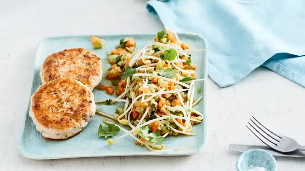 Salmon cakes with cucumber salad for Thermomix®