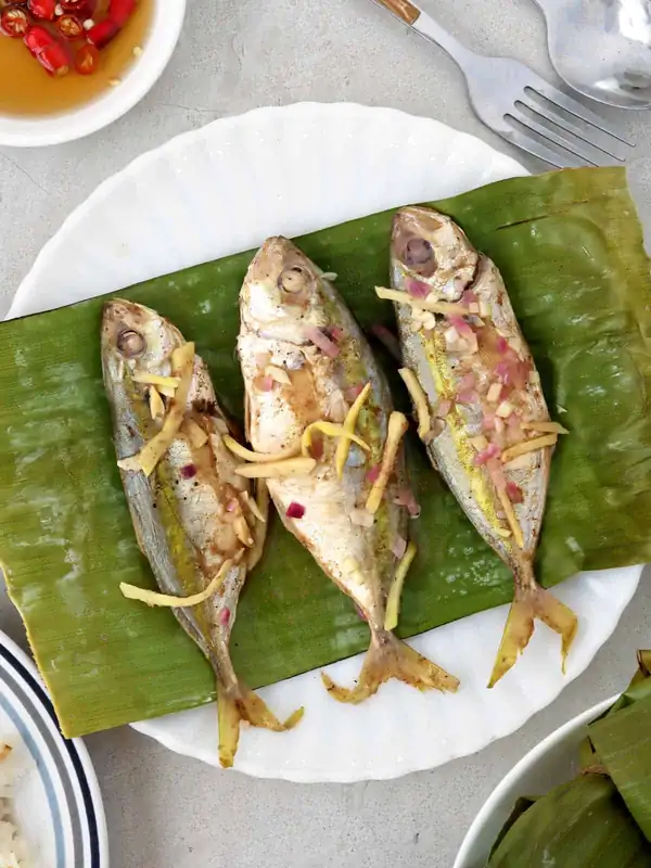 Banana-wrapped Salay-Salay i