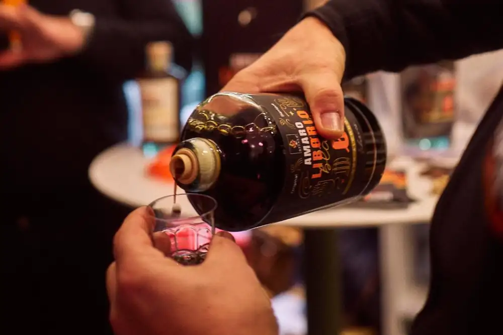 Liborio Black: el licor amargo sin alcohol con vinagre, de 33 años de antigüedad