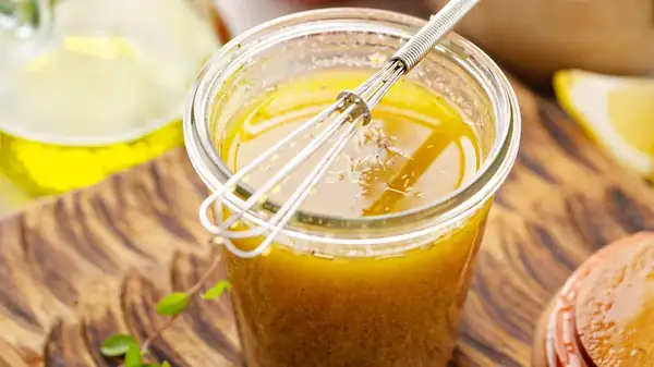 Elevate Your Salad Game By Swapping Vinaigrette Flavors With The Seasons