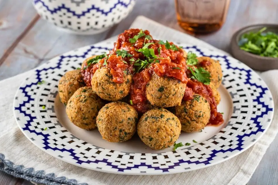 Chickpea Fritters with Spicy Sauce