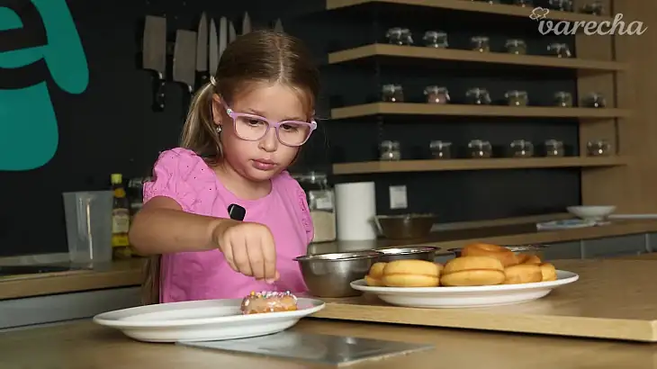 Cooking with the kids: Baked donuts with frosting (video)