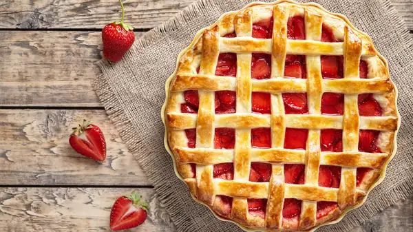 The Biggest Mistake You're Making When Blind Baking Pie Crust