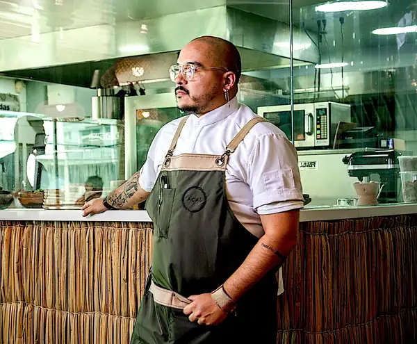Andrews Arrieta shows his obsession with the Amazon in Açai