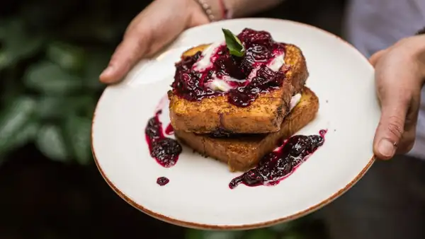 Motín, in Roma Norte, turns comfort food into a carefully curated experience