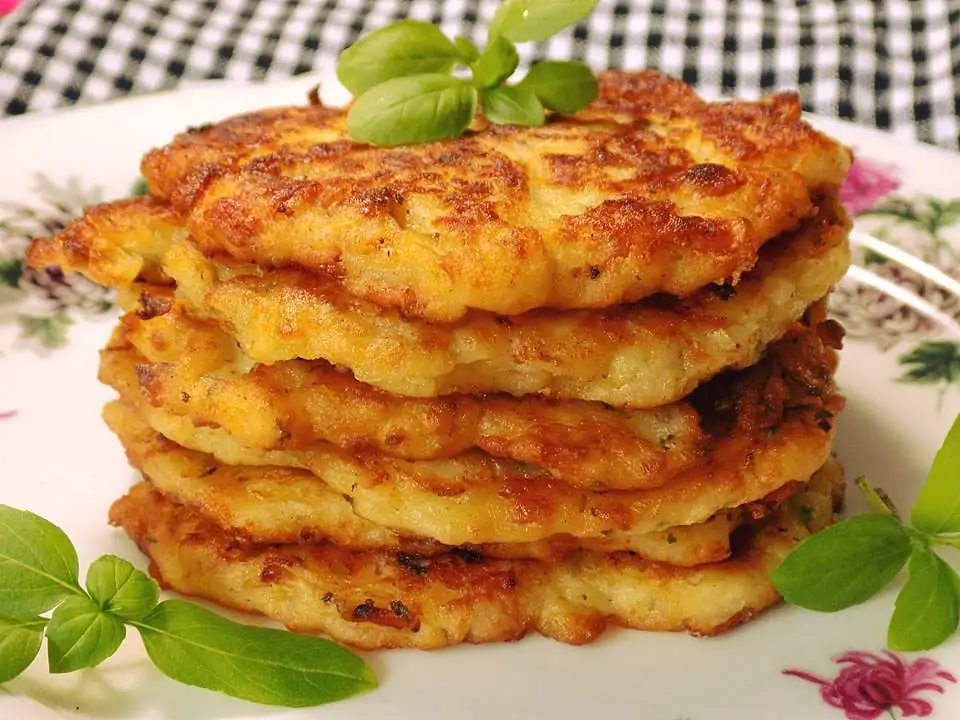 Kohlrabi pancakes