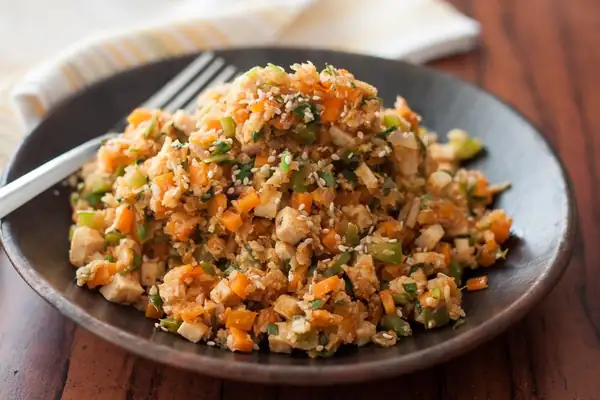 Receta de arroz frito con coliflor en 15 minutos