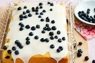 Julie Goodwin's lemon blueberry cake