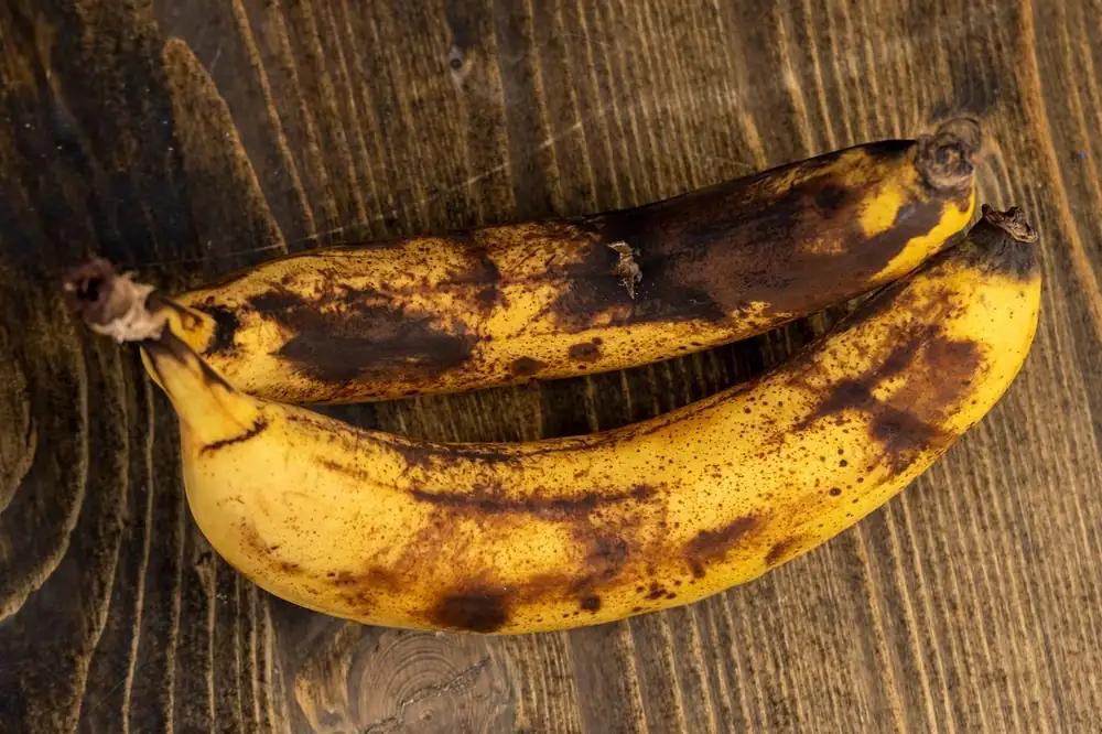 Bananas turn brown and soft fast when stored in common area of kitchen
