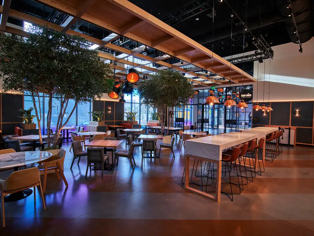 In Vegas’s Illuminarium, Lumin Cafe & Kitchen Slings Comfort Classics With a Twist