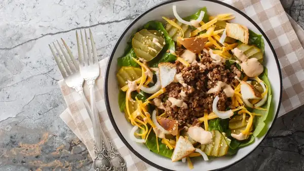 Leftover Ground Beef Is The Perfect Excuse To Make A Hamburger Salad