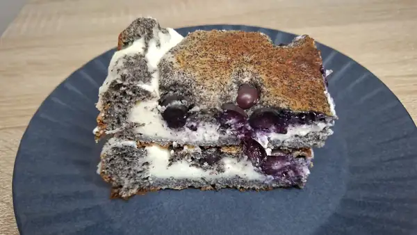 Cottage cheese and poppy seed slice with blueberries