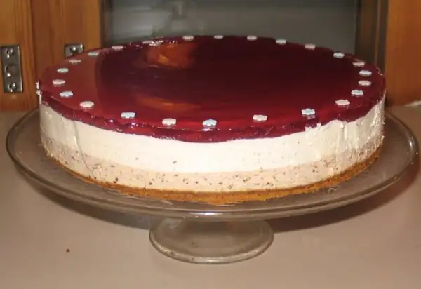 Mulled wine plum cake