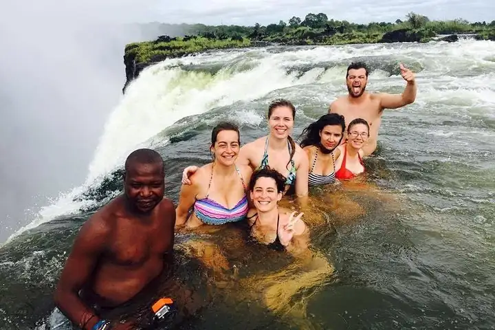 Dining in Zambia: Enjoy 2 Tasteful Experiences