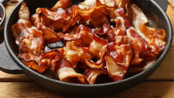 The 2-Ingredient Seasoning Blend For Sweet And Spicy Bacon