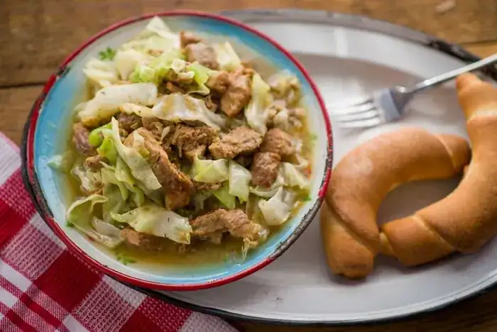 Pork stew with cabbage