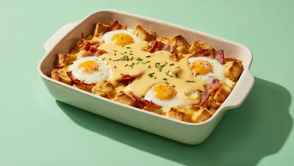 Relaxed brunch: How to bring the taste of Eggs Benedict to the oven as a casserole