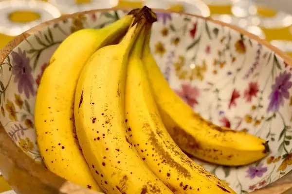 Households in Wales urged to take bananas out of fruit bowls as soon as possible