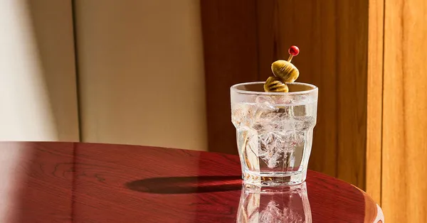 Nada representa mejor el verano que un Martini a la parrilla