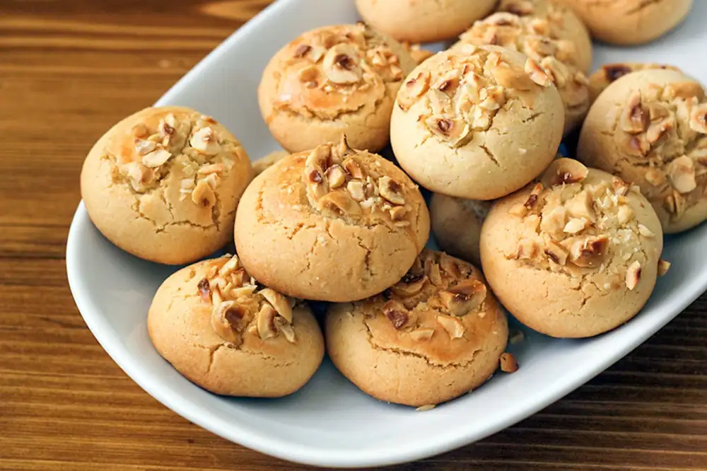 Melt-in-your-mouth, crispy texture: Easy Cookies