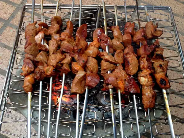 Moroccan Brochettes with Lamb or Beef Heart and Kidney