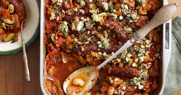 This is how you build the perfect casserole in layers
