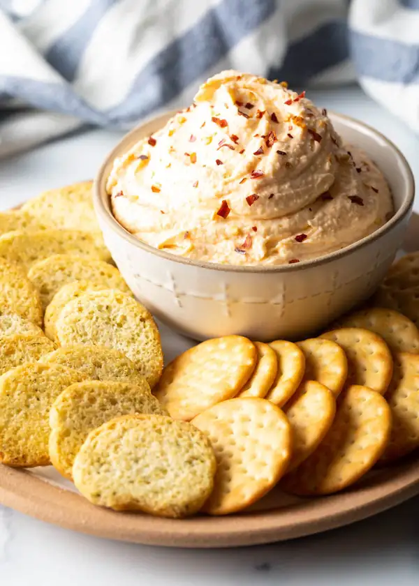 Smoked Cheese Dip (Spread) with Sour Cream