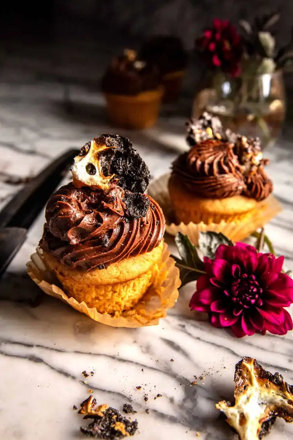 Vanilla Bean Cupcakes with Toasted Marshmallow Chocolate Frosting