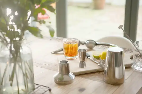 How to Make Cocktails at Home: Easy Steps