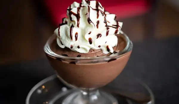 Mascarpone and chocolate mousse, a dessert like this is a must after dinner
