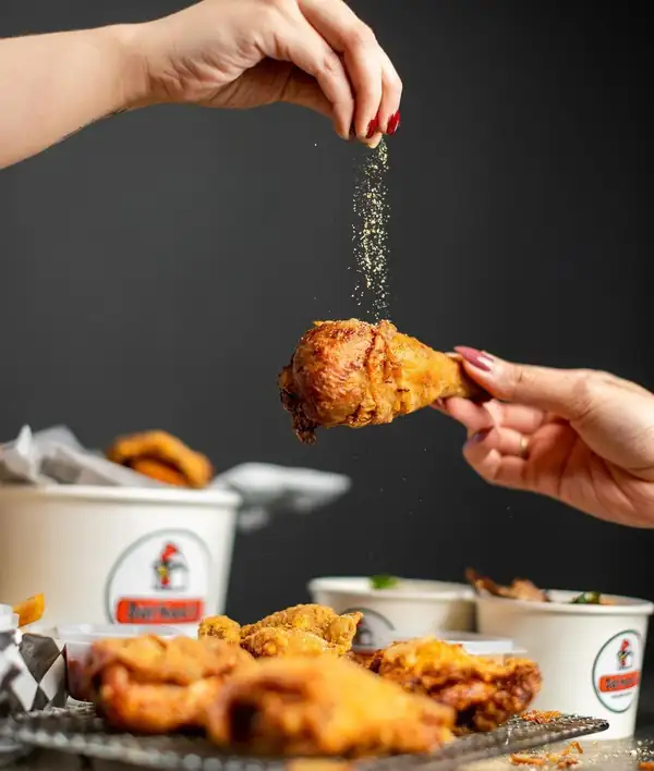 A Fried Chicken Follow-Up to Khao Noodle Shop Is Now Open