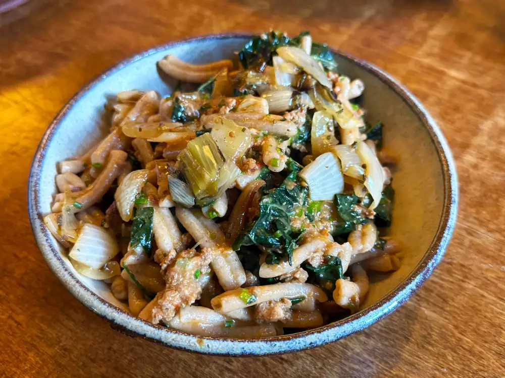 Cafe Lolo Is the Neighborhood Restaurant Every Neighborhood Deserves